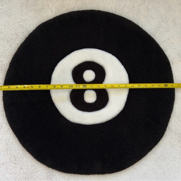 Black and White 8 Ball Handmade Tufted Rug  2'x 2' Non-slip backing - Picture 2 of 4
